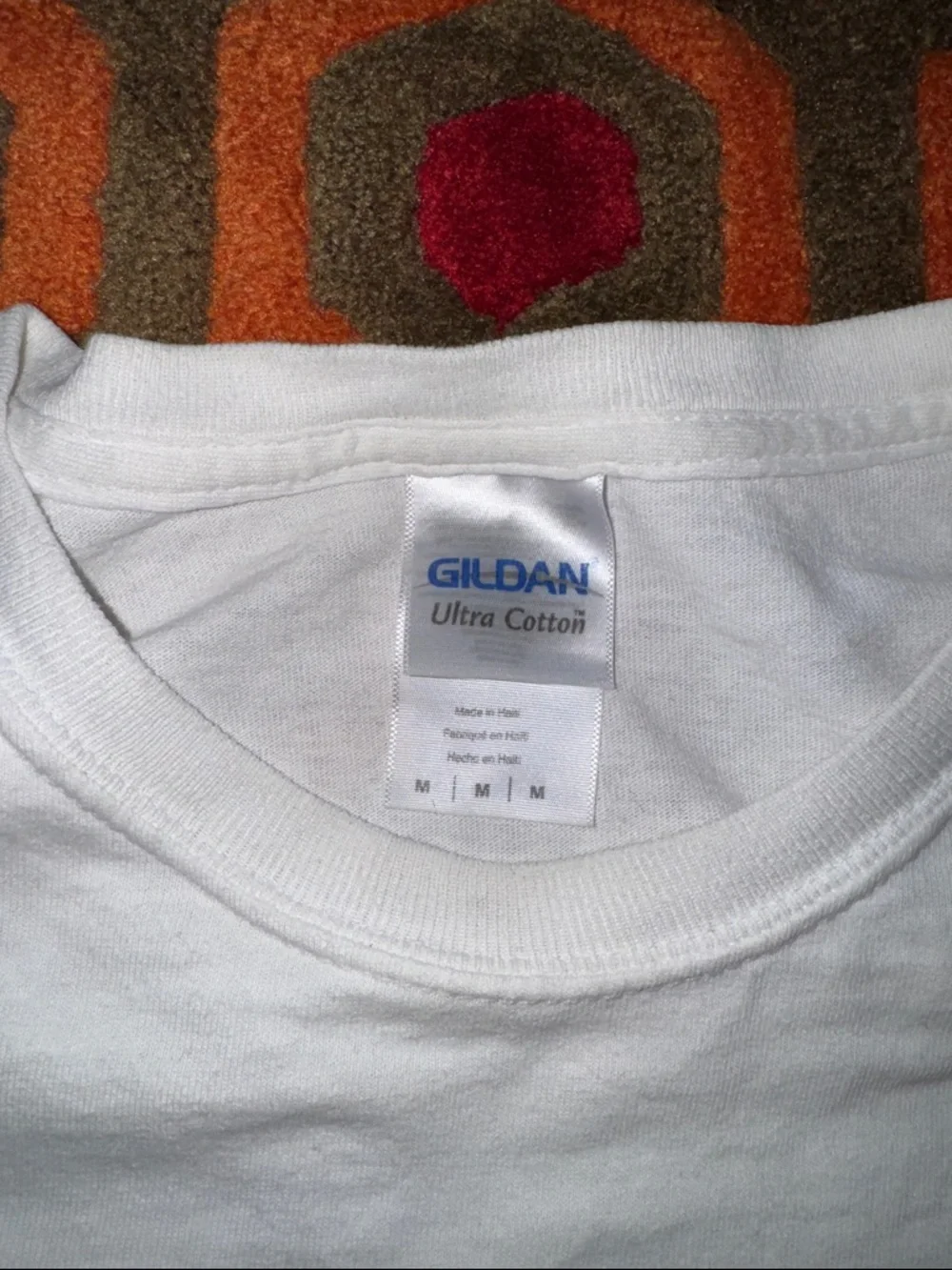 MAKE OFFER! Stephen King's IT Pennywise the Clown Gildan Crewneck Tee t-shirt M - Picture 3 of 4